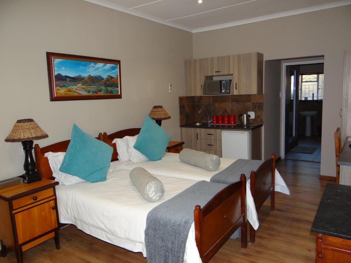 La Paix Guesthouse Beaufort West Exterior foto